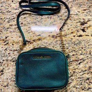 MICHAEL KORS CROSSBODY